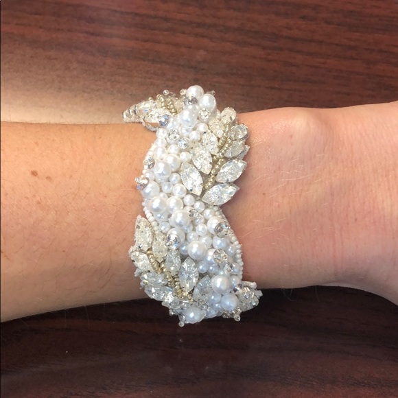 A.B. Ellie Ulla Bracelet with pearls and crystals - Picture 3 of 5